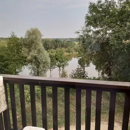 Διαμέρισμα Klimatyczny Apartament Z Widokiem Na Bug *